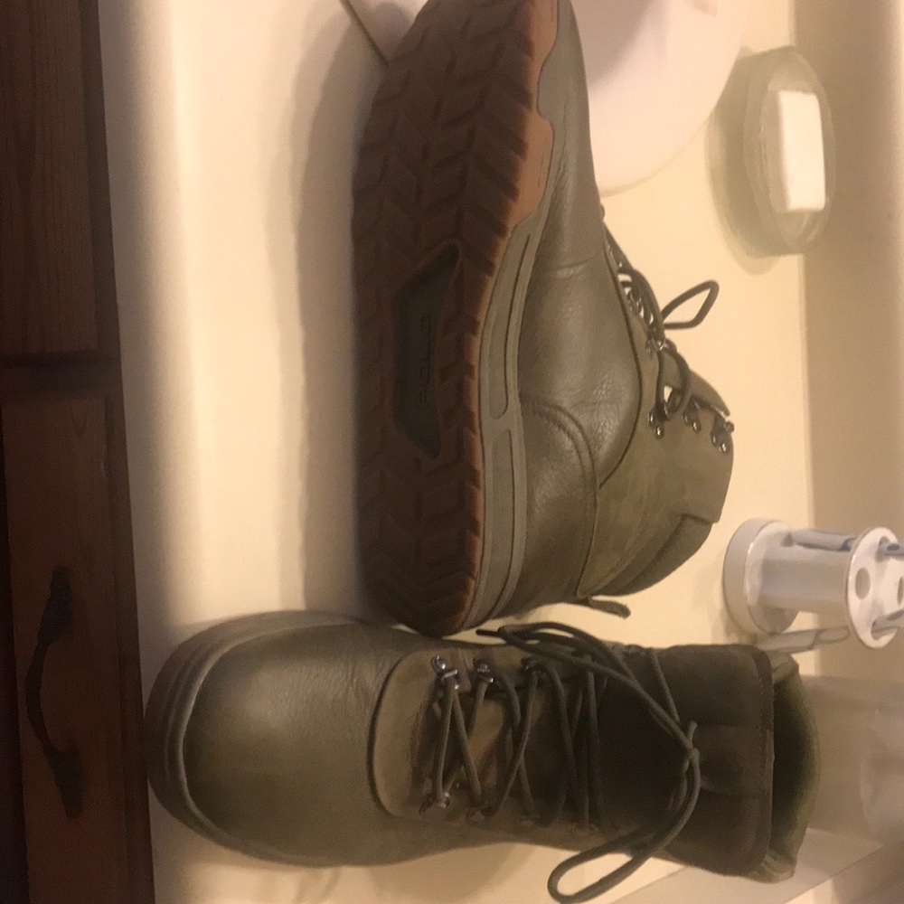 Polo boots